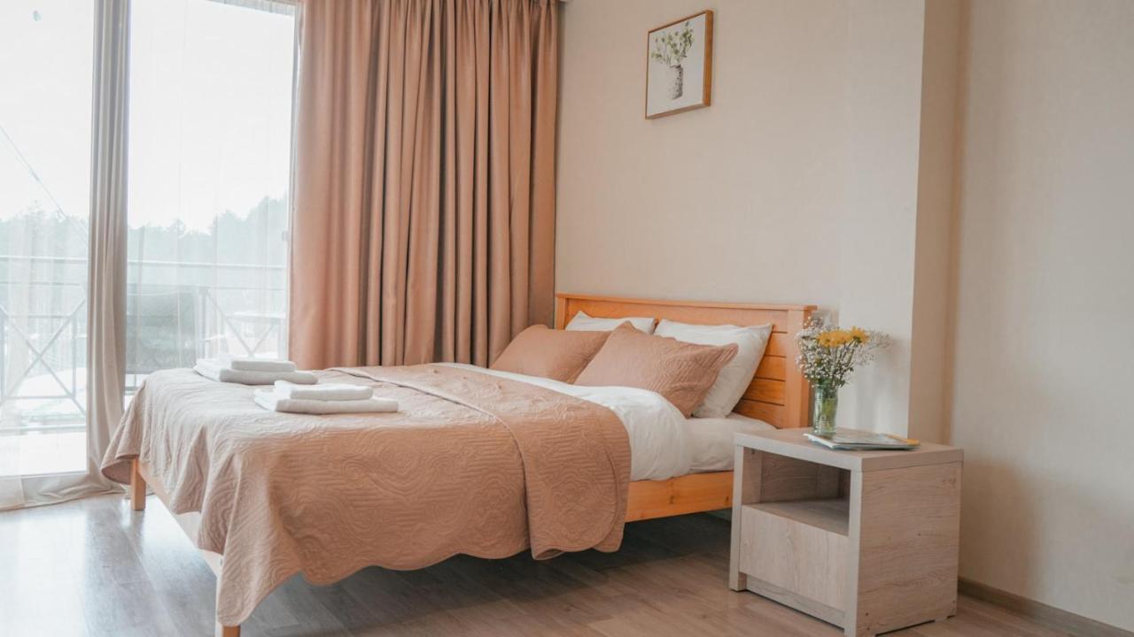 Hotel Surami 외부 사진